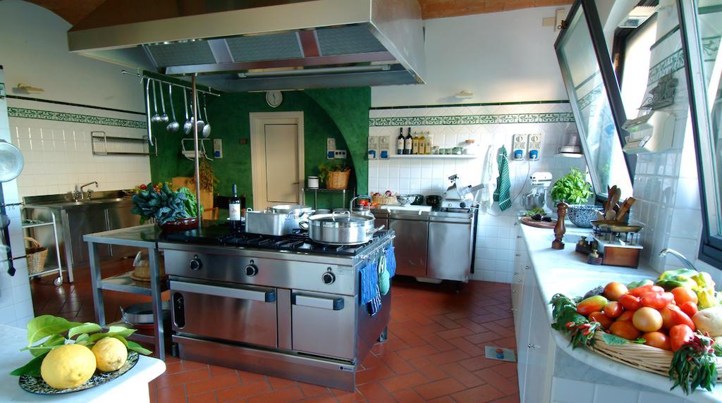 סן קאסיאנו ב-ואל די פזה Il Borghetto Country Inn מראה חיצוני תמונה